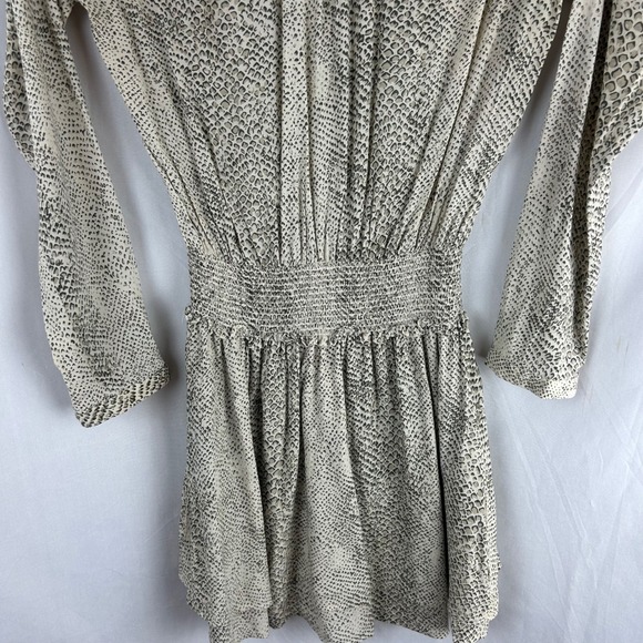 Rails Jasmine Cream Snakeskin Print Smocked Waist V Neck Mini Dress Size XS XS - Picture 10 of 11